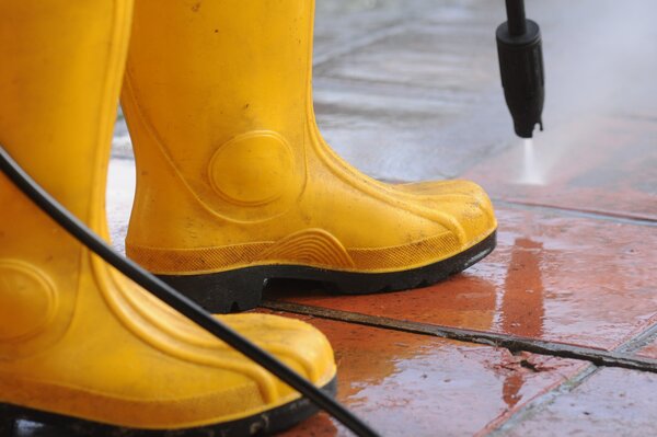 Pressure Washing Services North West