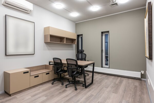 Office desks, corner desks and workstation setups