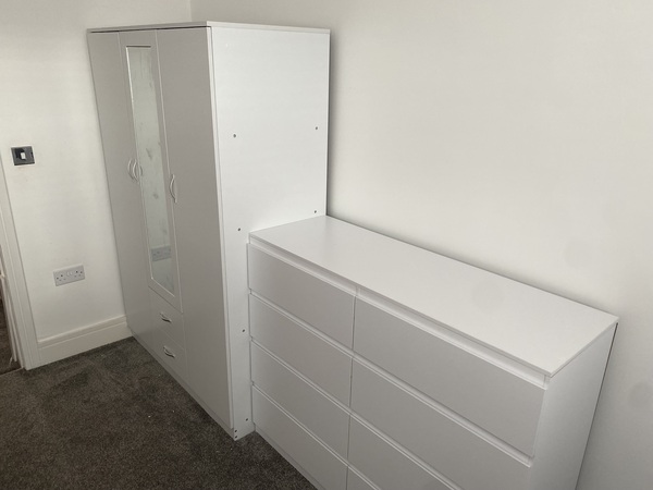 Wardrobe & Chest of Drawers Assembly – Buckshaw Village